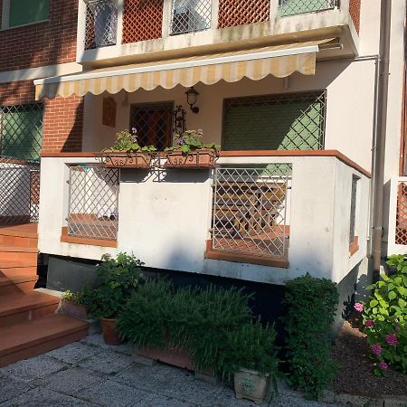 Residence Villa Laura Lignano Sabbiadoro Eksteriør billede