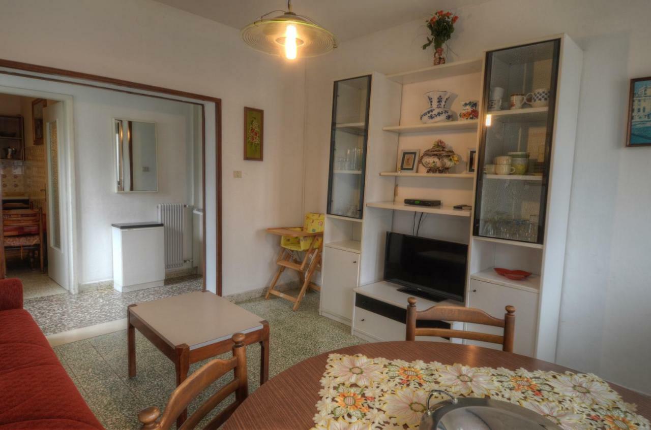Residence Villa Laura Lignano Sabbiadoro Eksteriør billede