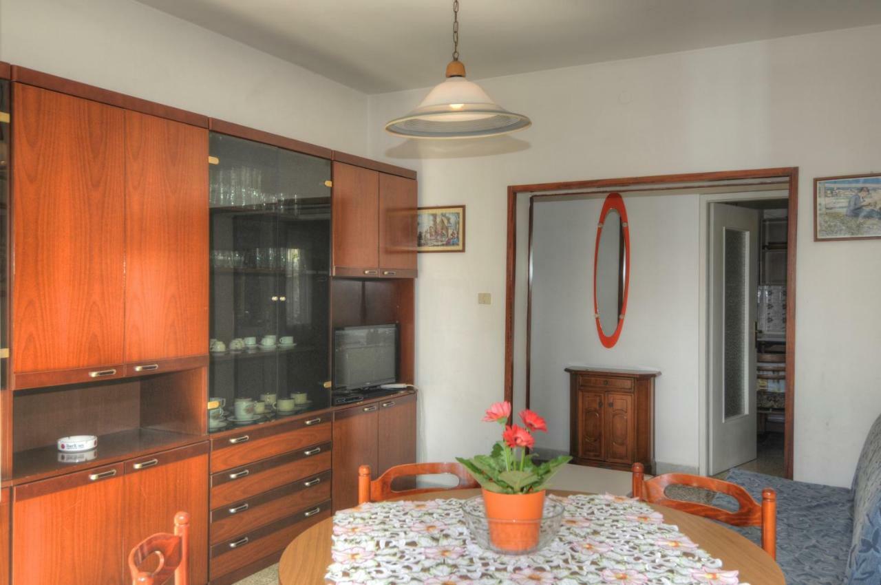 Residence Villa Laura Lignano Sabbiadoro Eksteriør billede