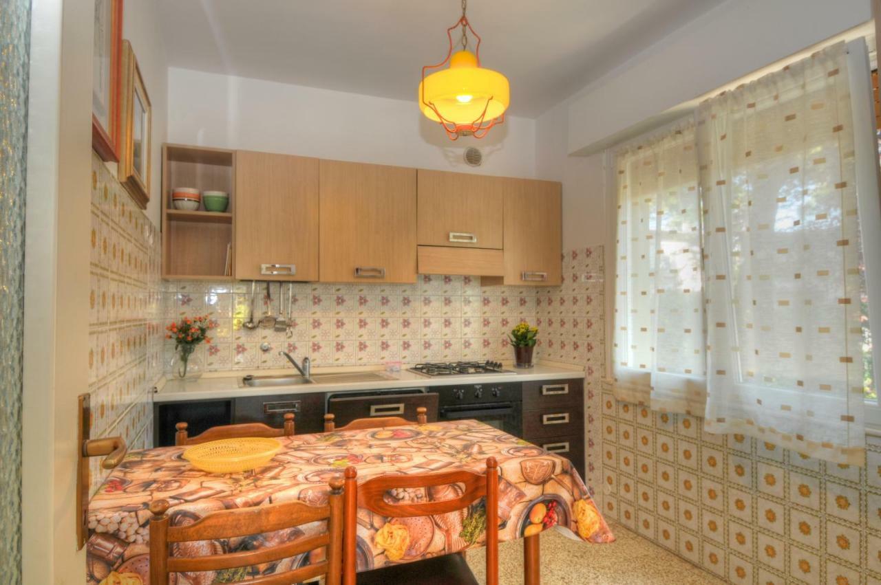 Residence Villa Laura Lignano Sabbiadoro Eksteriør billede