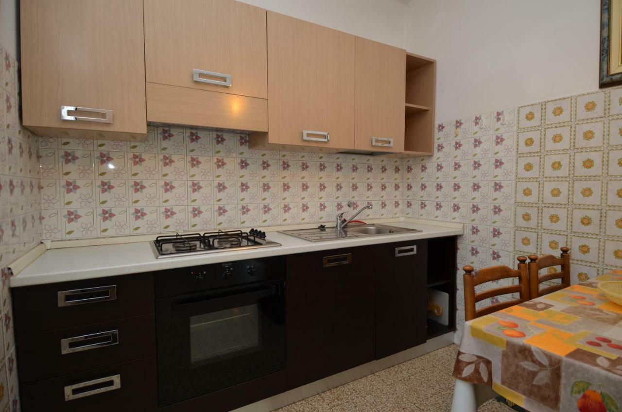 Residence Villa Laura Lignano Sabbiadoro Eksteriør billede